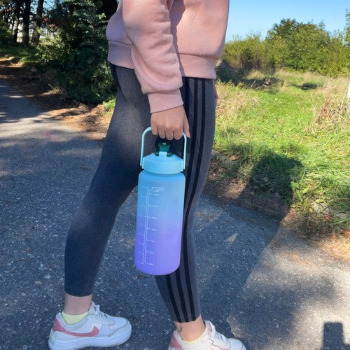 Big Water Bottle 2L - stor motivationsvandflaske