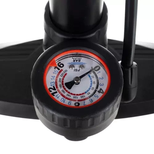Fodpumpe med manometer (16 bar / 230 PSI)