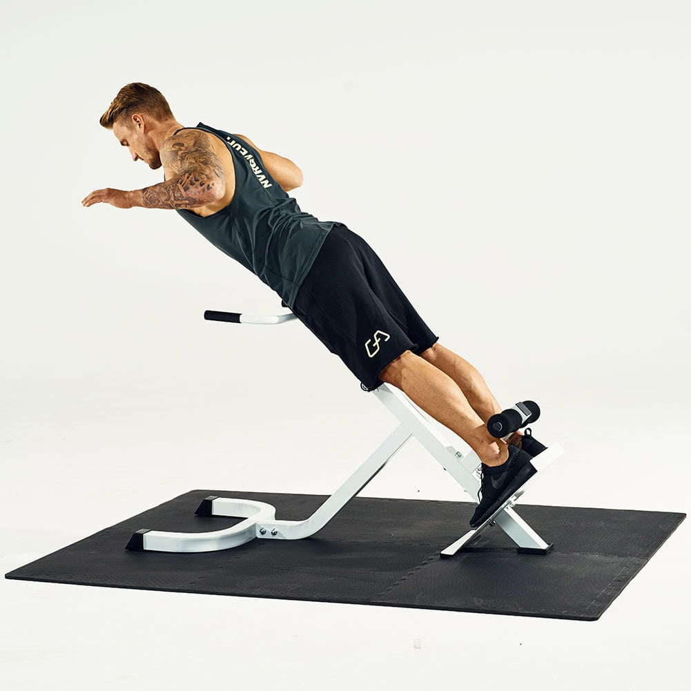 Ryg- og mavetræner hyperextension bænk