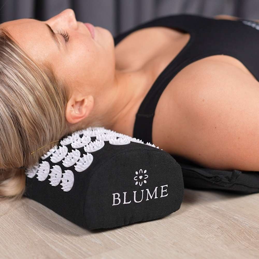 Akupressur måtte inkl. pude - Sort (sømmåtte) - Nordic Strength