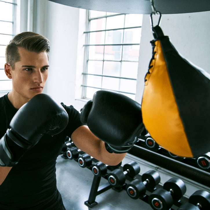 Boksestation (boksepude og punching ball)