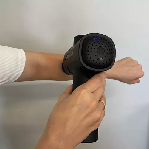 Massagepistol med 8 Massagehoveder