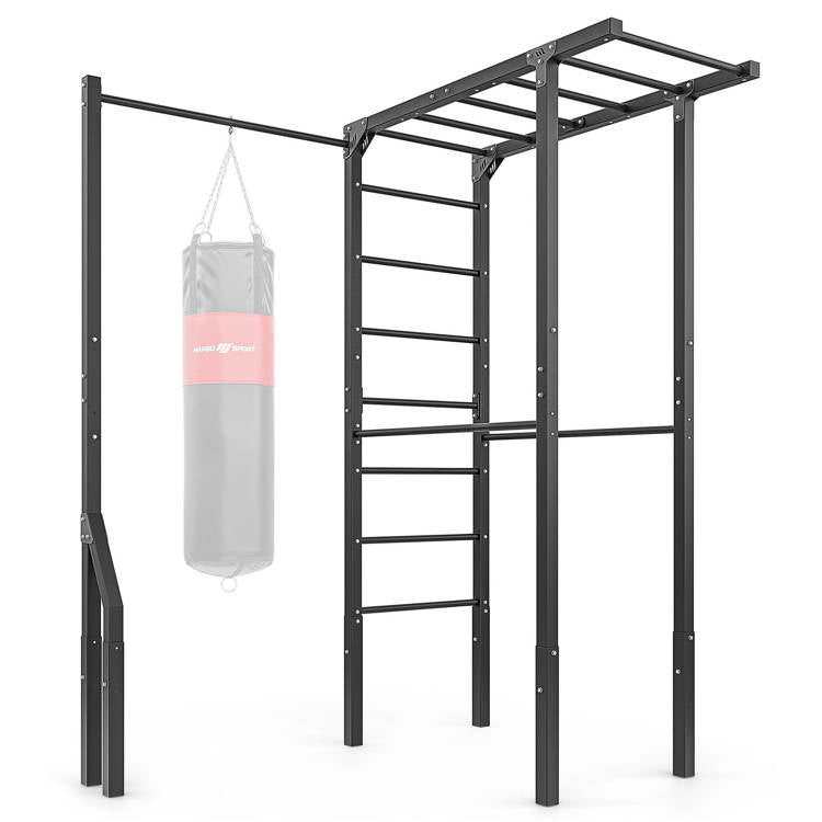 Ribbevæg med pull-up stang og boksepude-holder (Skaffevare)